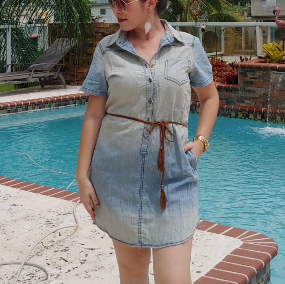 Denim dress with belt